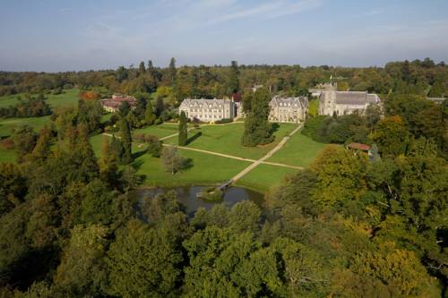 Ashdown Park Hotel 