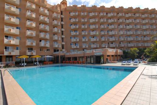 Apartamentos Caribe 