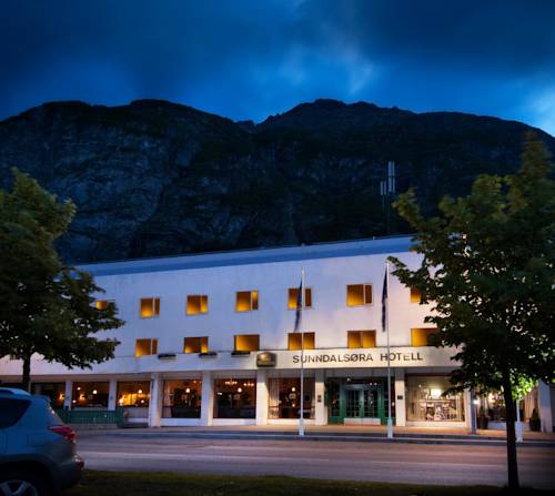 Sunndalsøra Hotel 