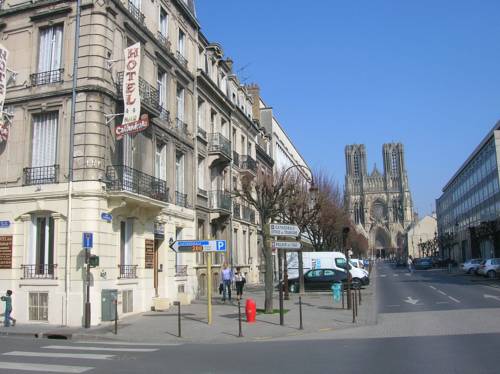 Hôtel De La Cathédrale 