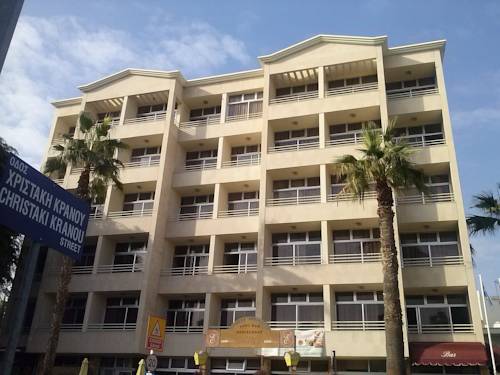 Estella Hotel Apartments 