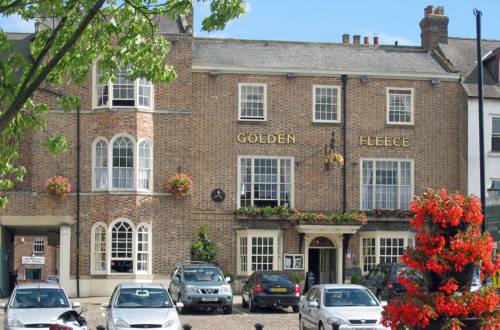 The Golden Fleece Hotel 