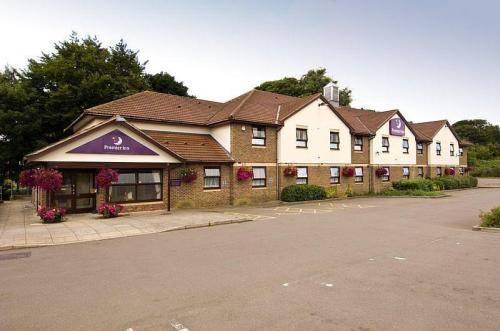 Premier Inn Dover East 