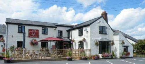 Three Horseshoes Inn 