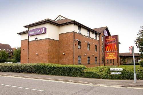 Premier Inn Nottingham Castle Marina 