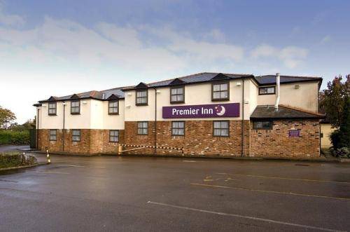 Premier Inn Macclesfield South West 