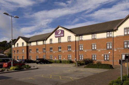 Premier Inn Newcastle Under Lyme 