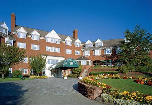 The Simsbury Inn 