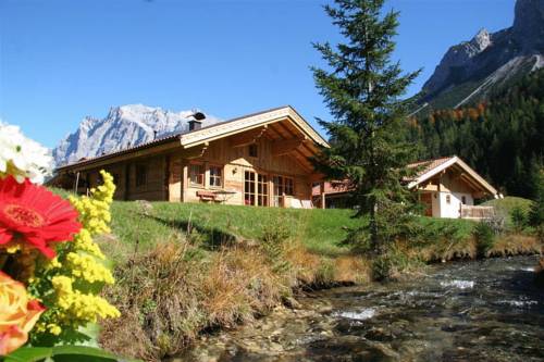 Chalet Resort LaPosch 