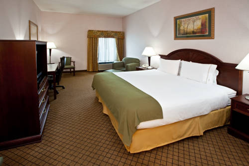 Holiday Inn Express Hotel & Suites Cincinnati Northeast-Milford 