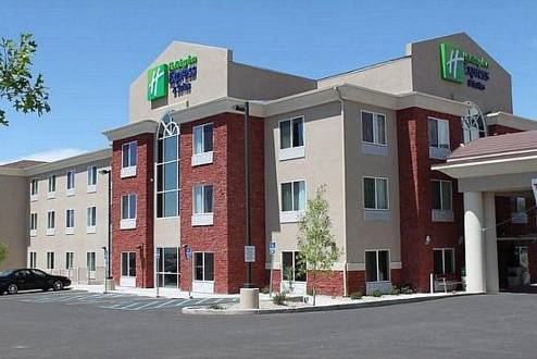 Holiday Inn Express Hotel & Suites Albuquerque Airport 