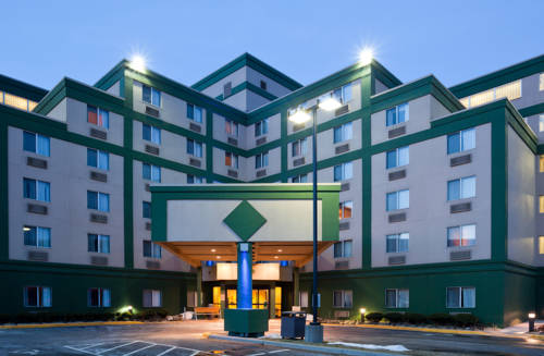 Holiday Inn Express Roseville-St. Paul 