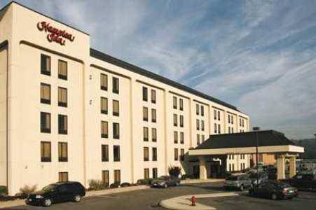 Hampton Inn Altoona 