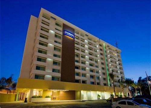 Staybridge Suites Guadalajara Expo 