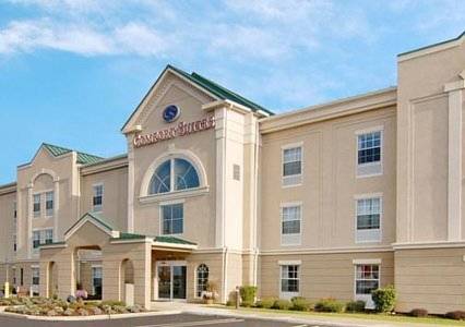 Comfort Suites East Brunswick 