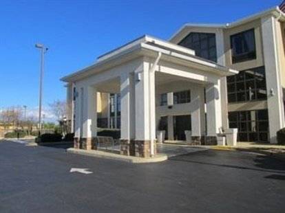 Holiday Inn Express Anderson I-85 (Exit 27- Highway 81) 