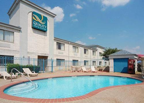 Quality Inn & Suites Grand Prairie 