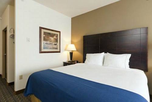 Holiday Inn Express Hotel & Suites Lander 