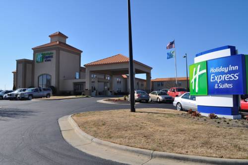 Holiday Inn Express Hotel & Suites Roanoke Rapids 