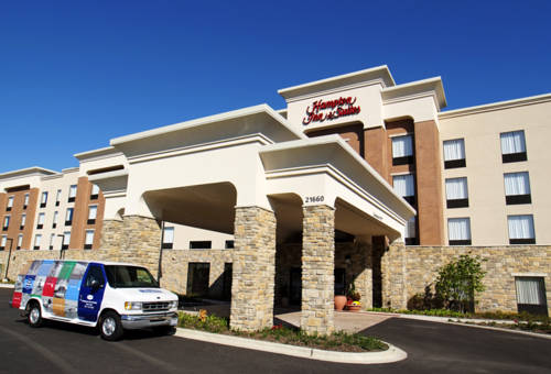 Hampton Inn & Suites Chicago Deer Park 