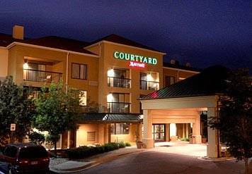 Courtyard by Marriott Flint 