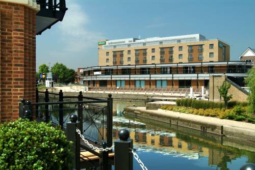 Holiday Inn London Brentford Lock 