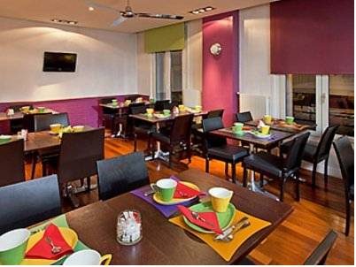 ibis Styles Asnieres Centre 