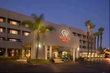 DoubleTree by Hilton Rosemead 