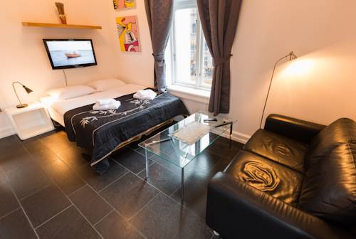 Villa Park Apartments 