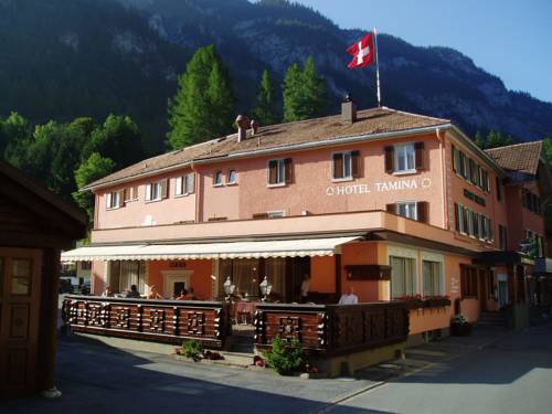 Tamina Hotel 