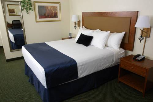 Best Western Airport Albuquerque InnSuites Hotel & Suites 