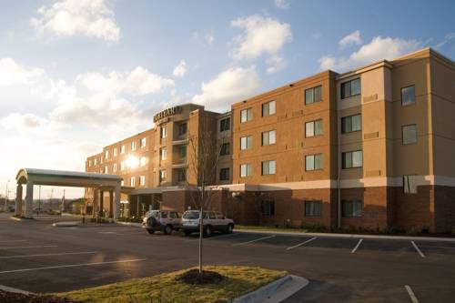 Courtyard by Marriott Fayetteville 