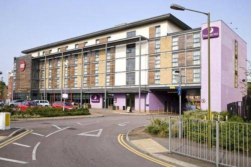 Premier Inn Watford (Croxley Green) 