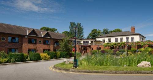 Bredbury Hall Hotel And Country Club 