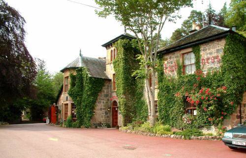 Loch Ness Lodge Hotel 