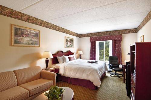 Hampton Inn & Suites Alpharetta-Windward 