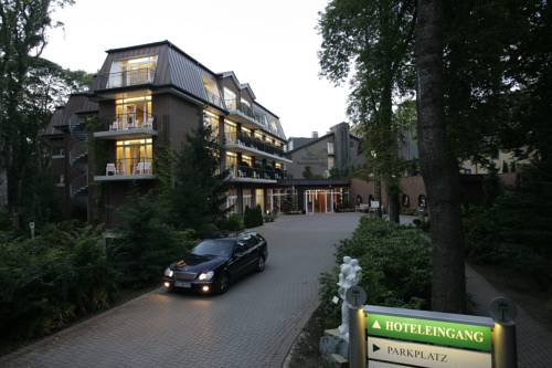 Waldhotel Tannenhäuschen 