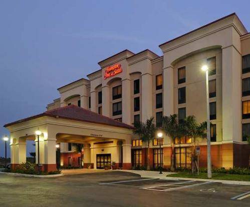 Hampton Inn & Suites Fort Myers Estero 