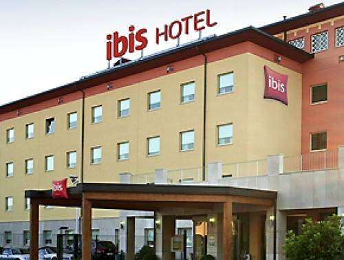 Ibis Como 