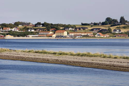 Hvalpsund Færgekro 