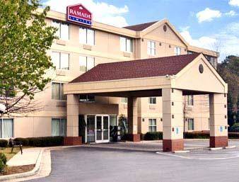 Ramada Limited & Suites - Airport East/Forest Park 