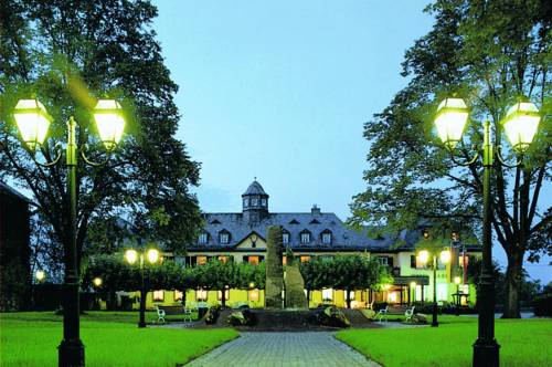 TOP Jagdschloss Hotel Niederwald 