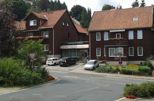 Hotel Pension am Kurmittelhaus 