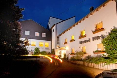 TIPTOP Hotel Hirt 