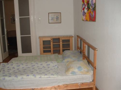 1st Apartments and Hostel 