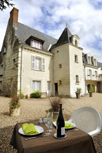 Logis Manoir De La Giraudière 