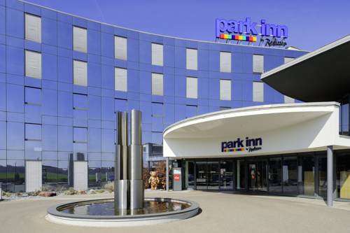 Park Inn by Radisson Zurich Airport 