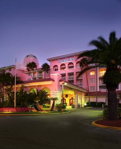 Palm Beach Shores Resort 