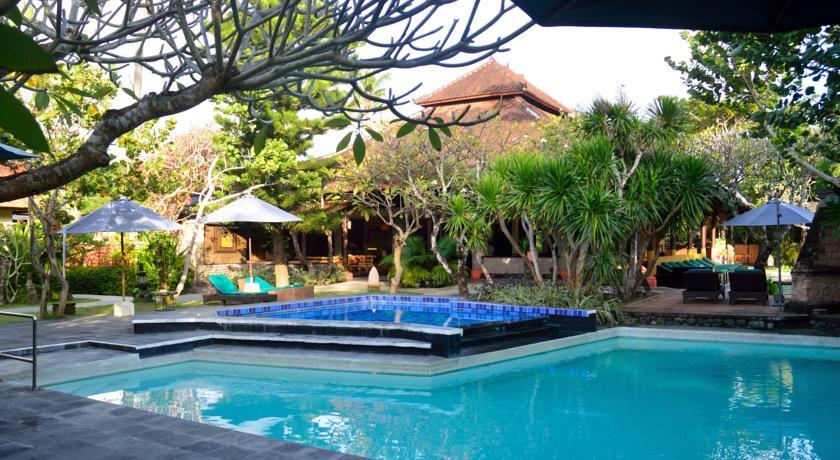 Peneeda View Beach Hotel 派尼达海滩美景酒店