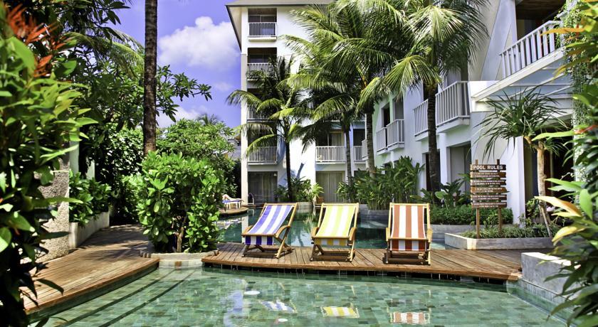 Bliss Surfer Hotel 冲浪极乐酒店